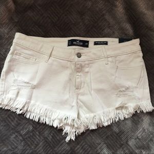Hollister Low-Rise Short-Short